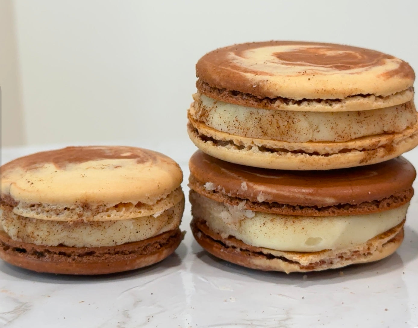 Cinnamon Bun Macarons